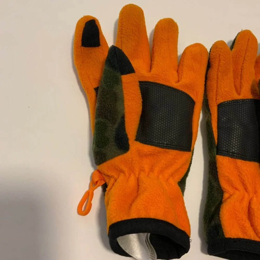 Gap Kids Green Camouflage Fleece Gloves Medium